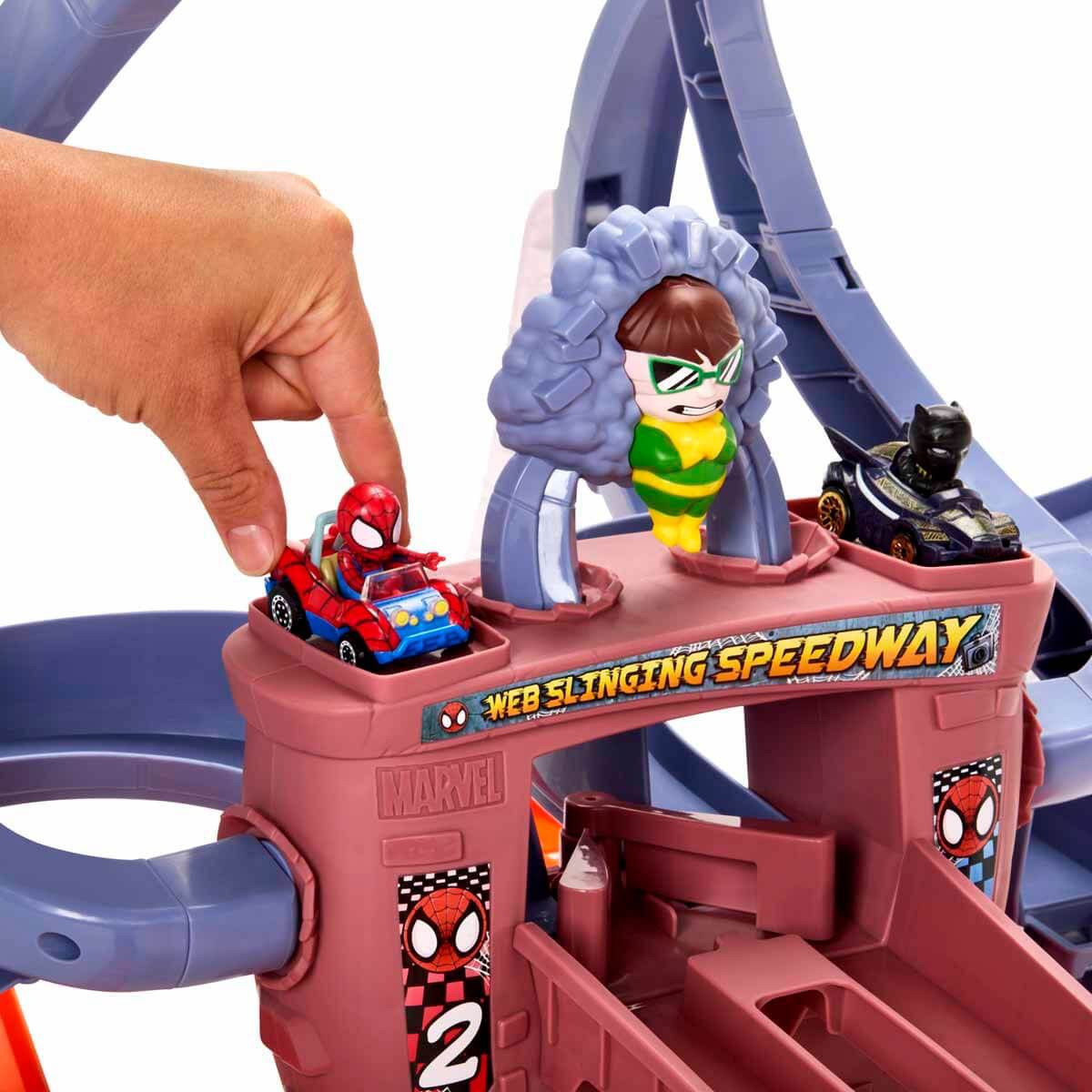 Hot Wheels RacerVerse Marvel Spider-Man Yarış Pisti - Aksiyon ve Odaklanma Gelişimi